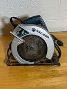 Black & Decker 2 1/2 HP Circular Saw with Metal Blade