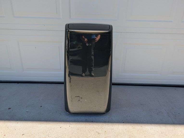 LG Portable Air Conditioner LP1218GXR - Coastal Real Estate and Auction ...