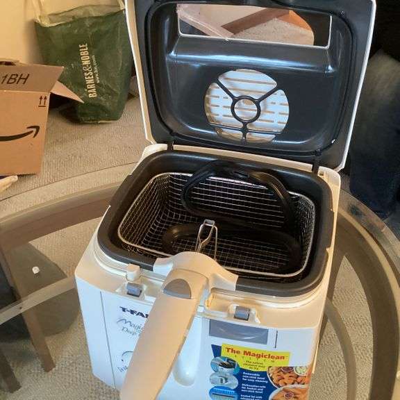 TFAL MAGICLEAN DEEP FRYER Currie Auction Service