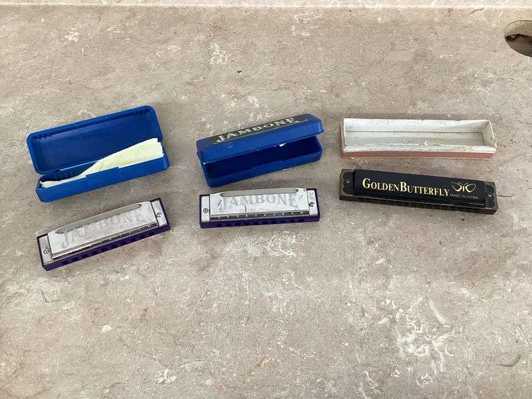3 HARMONICAS