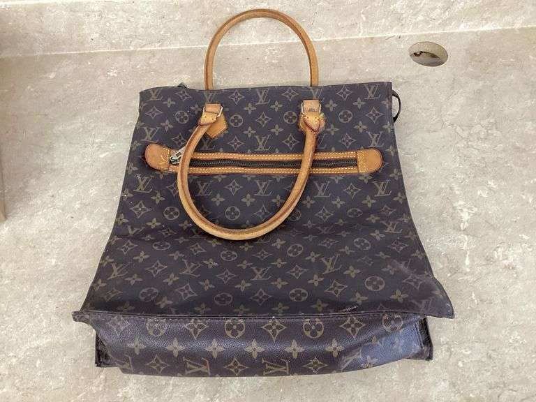 LOUIS VUITTON BAG - FRANCE