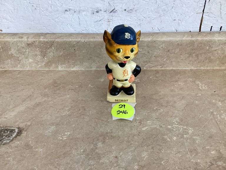 DETROIT TIGERS BOBBLEHEAD