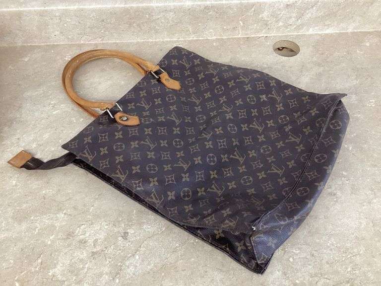 LOUIS VUITTON BAG - FRANCE