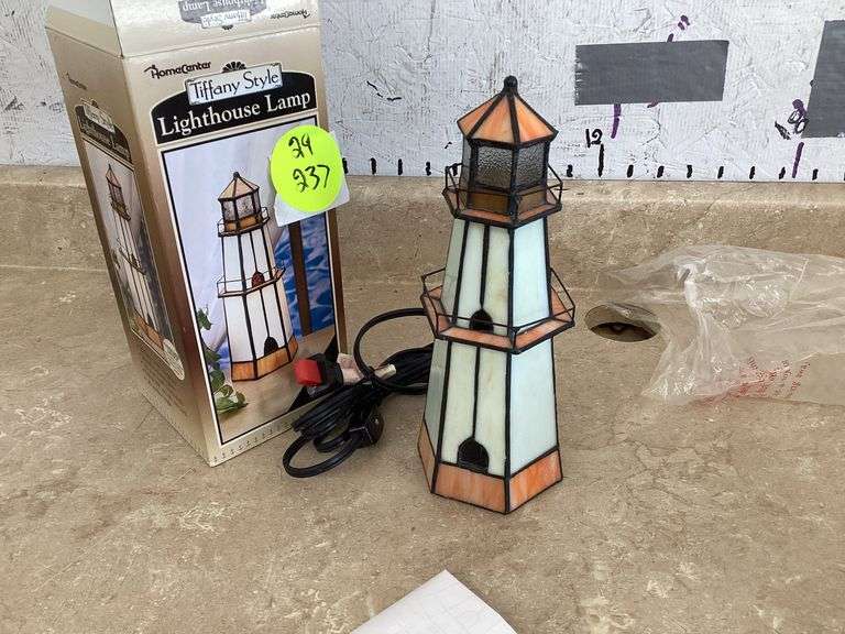 TIFFANY STYLE LIGHTHOUSE LAMP