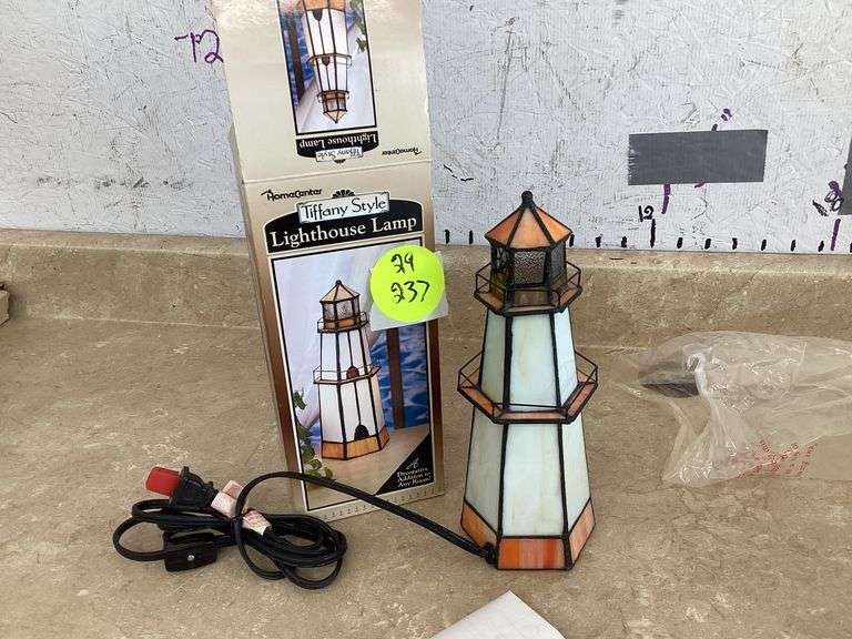 TIFFANY STYLE LIGHTHOUSE LAMP