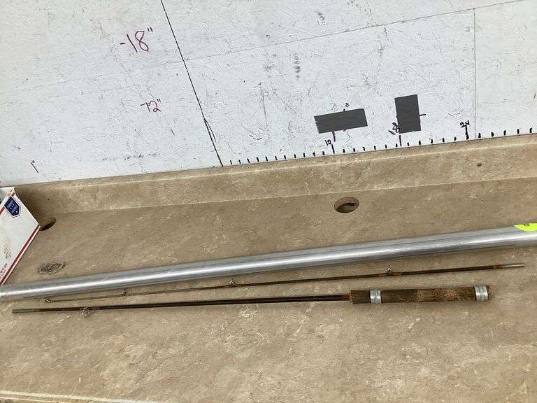 ACTIONROD 7ft. GLASS FLYROD WITH METAL CASE