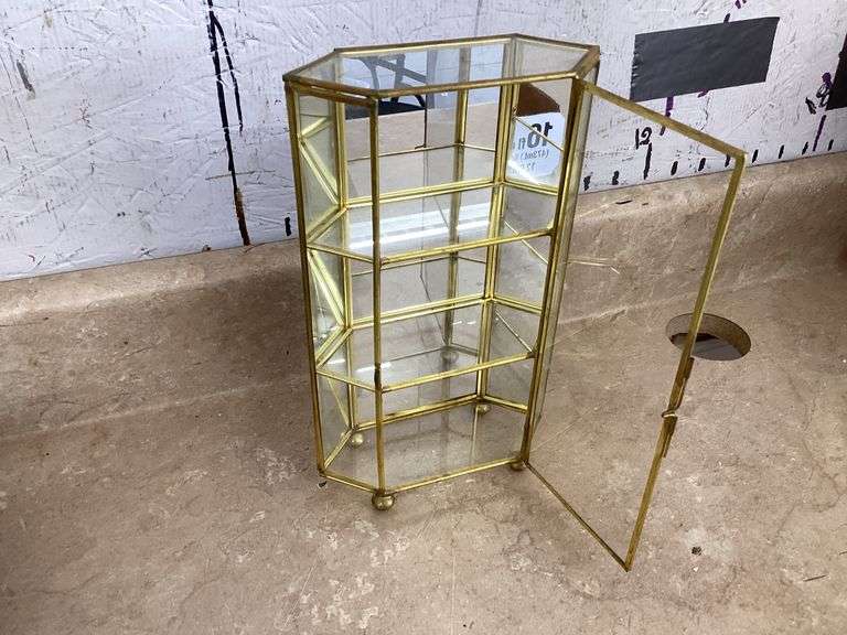 VINTAGE SMALL GLASS DISPLAY BOX