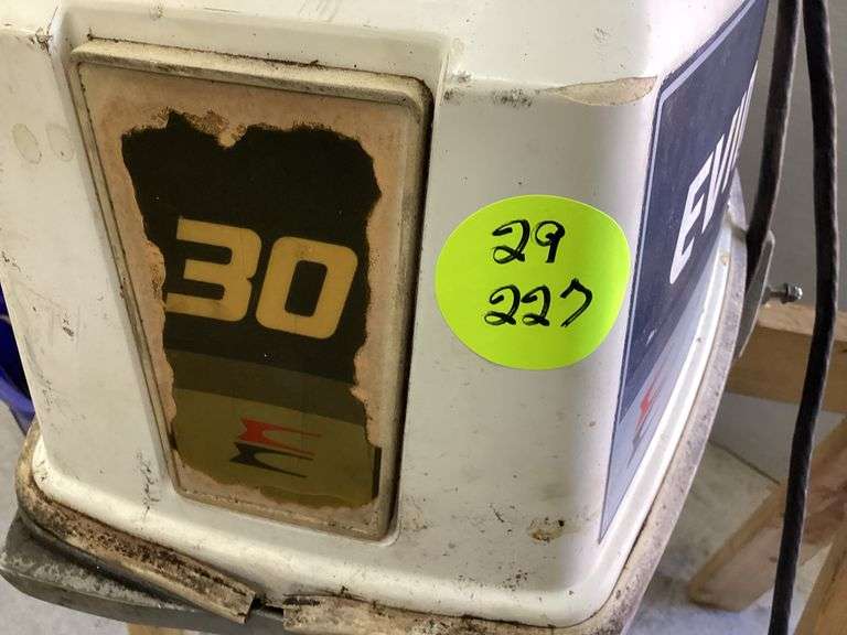 EVINRUDE 30hp LONG SHAFT BOAT MOTOR WITH CONTROLS