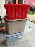 7 VARIOUS SIZE PLASTIC STORAGE BINS