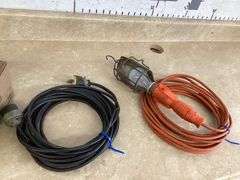 20fT EXTENSION CORD AND 20ft TROUBLE LIGHT