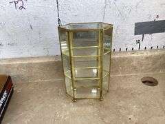 VINTAGE SMALL GLASS DISPLAY BOX