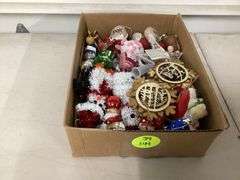 VARIOUS CHRISTMAS DECOR