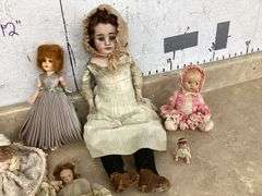 ANTIQUE PORCELAIN DOLL AND OTHER VINTAGE DOLLS