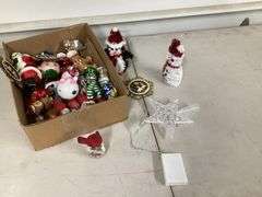 VARIOUS CHRISTMAS DECOR