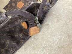 LOUIS VUITTON BAG - FRANCE