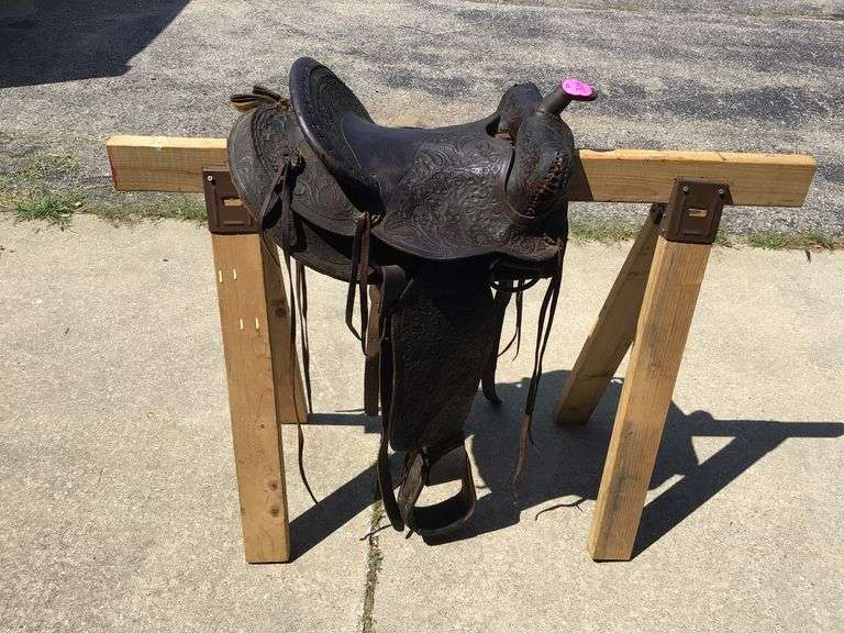 LEATHER HORSE SADDLE (15")