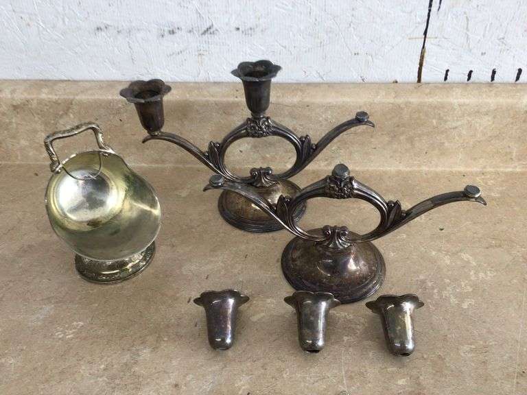 BOX OF STERLING SILVER & SILVERPLATE ITEMS & SOUVENIR SPOONS