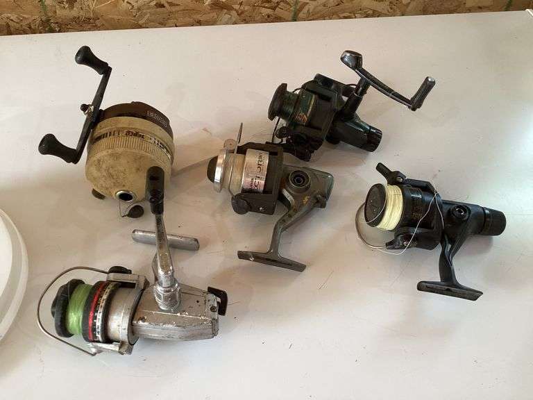 FISHING REELS