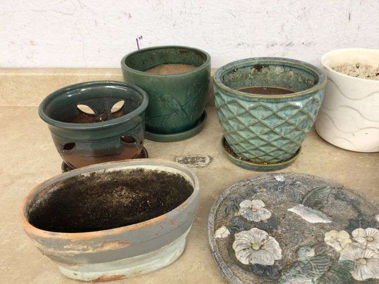 PLANT POTS
