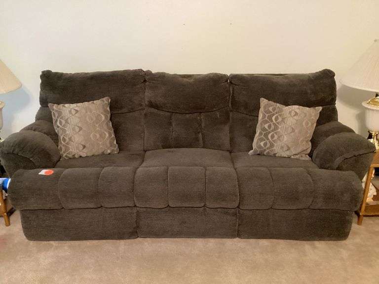 RECLINING COUCH