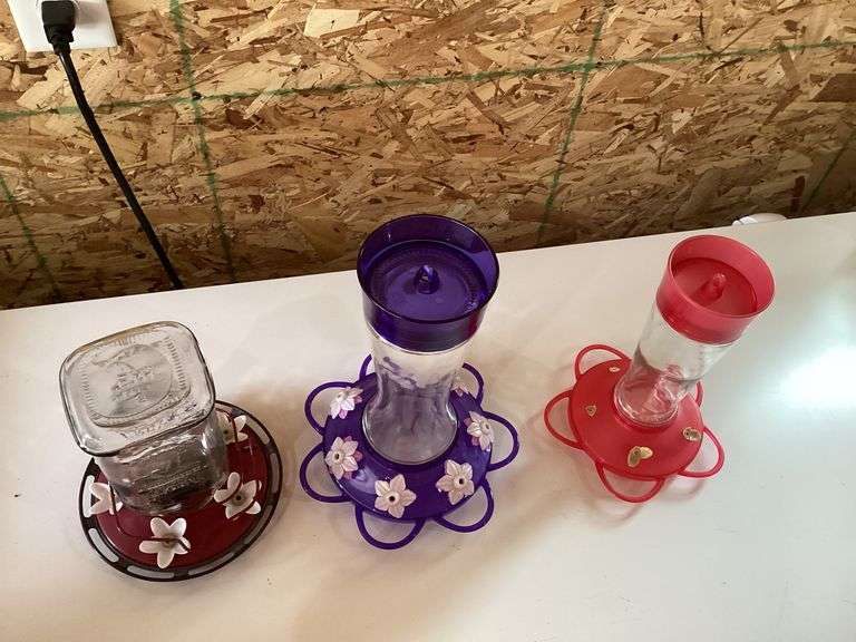 3 GLASS HUMMINGBIRD FEEDERS