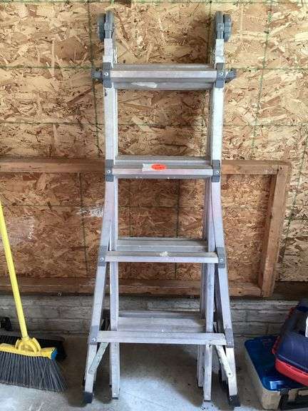 14 FT FOLDABLE EXTENSION LADDER