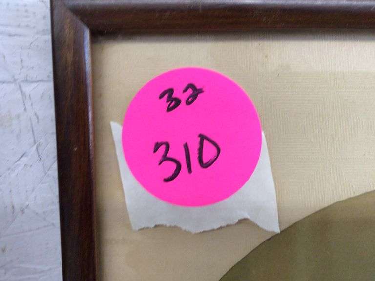 ANTIQUE OVAL PICTURE FRAMES WITH ROUNDED GLASS