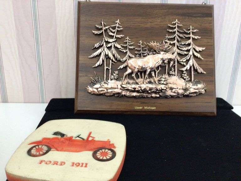 UPPER MICHIGAN COPPER PLAQUE AND 1931 FORD PLAQUE