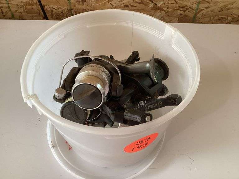 FISHING REELS