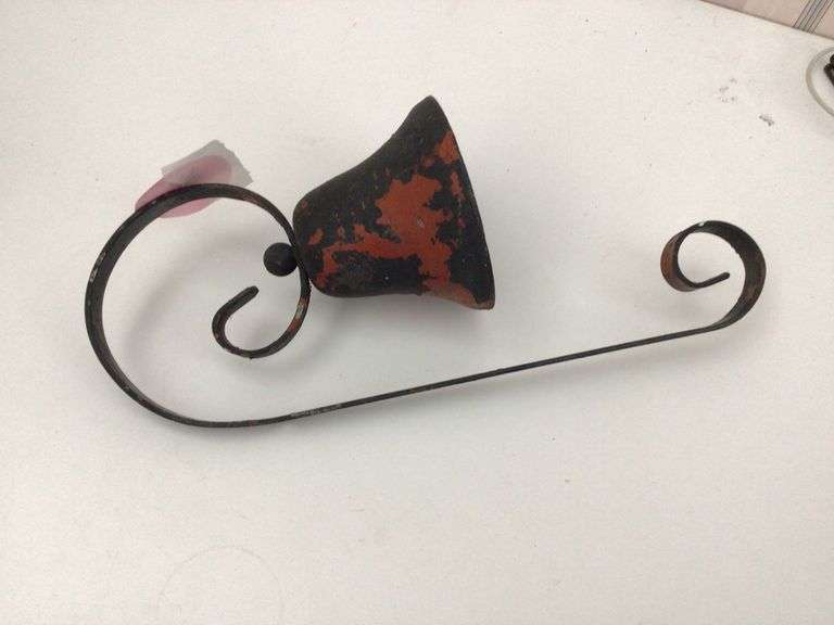 VINTAGE DINNER BELL