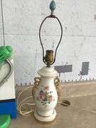 MISC LAMPS & SHADES (LAMPS WORK)