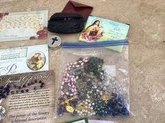 VARIOUS RELIGIOUS JEWELRY