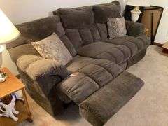 RECLINING COUCH