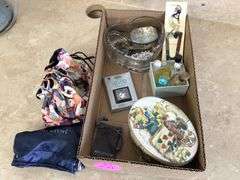 TRINKET BOX, BOOKMARKS, TIN, JEWELRY POUCHES AND MINI PERFUME BOTTLES