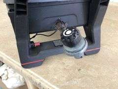 CHAR-BROIL PORTABLE GAS GRILL