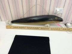 28" MAN CAVE FISHING LURE DECOR