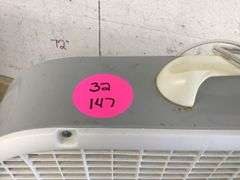 LASKO BOX FAN-WORKS