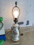 MISC LAMPS & SHADES (LAMPS WORK)
