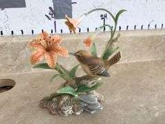 TRAY OF BIRD & VANITY ITEMS-WINGS BROKEN ON TRINKET BOX