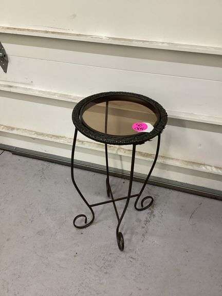 GLASS TOP PLANT STAND