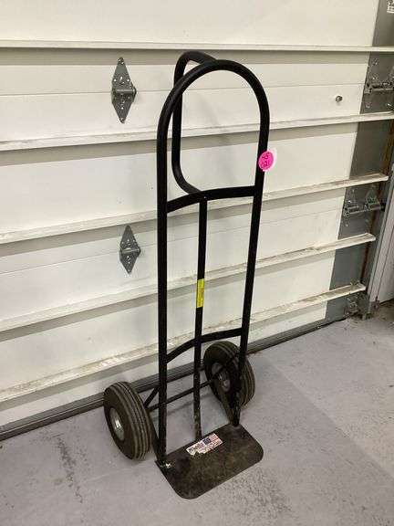 MILWAUKEE HAND TRUCK/DOLLY