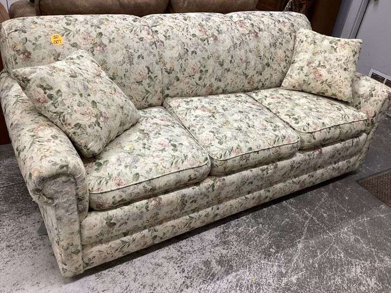 ENGLAND CORSAIR FLORAL HIDE-A-BED COUCH W/2 THROW PILLOWS