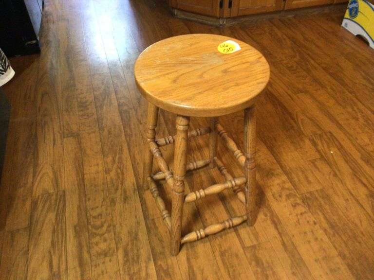 24-1/2” BAR STOOL
