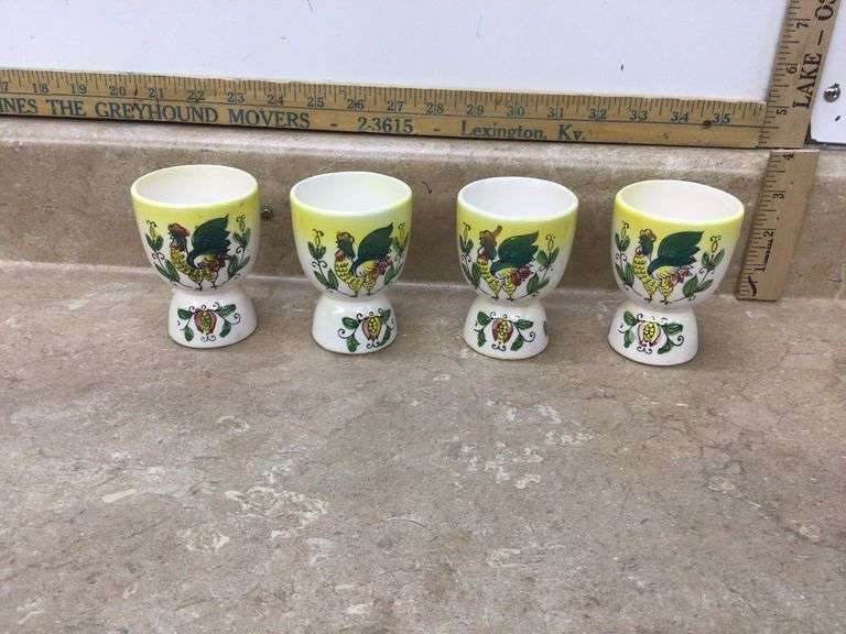 VINTAGE JAPAN SET OF 4 ROOSTER EGG CUPS