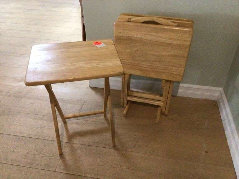 WOODEN TV TRAY SET (4 TRAYS WITH STAND)