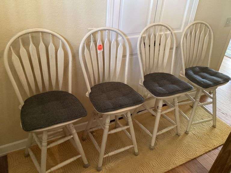 4 BARSTOOLS