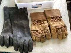 WORK GLOVES