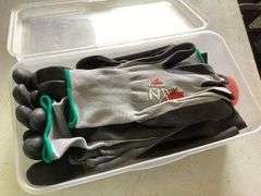 WORK GLOVES