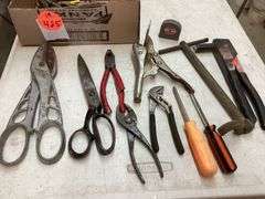 BOX OF VARIOUS TOOLS