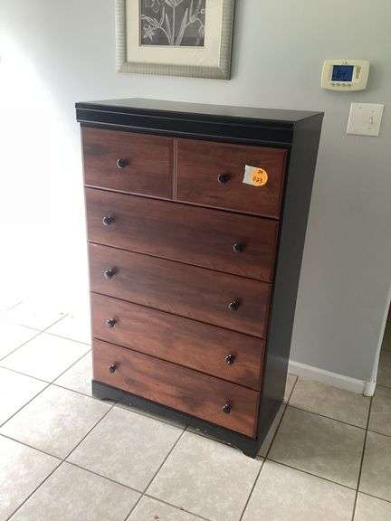 5-DRAWER DRESSER
